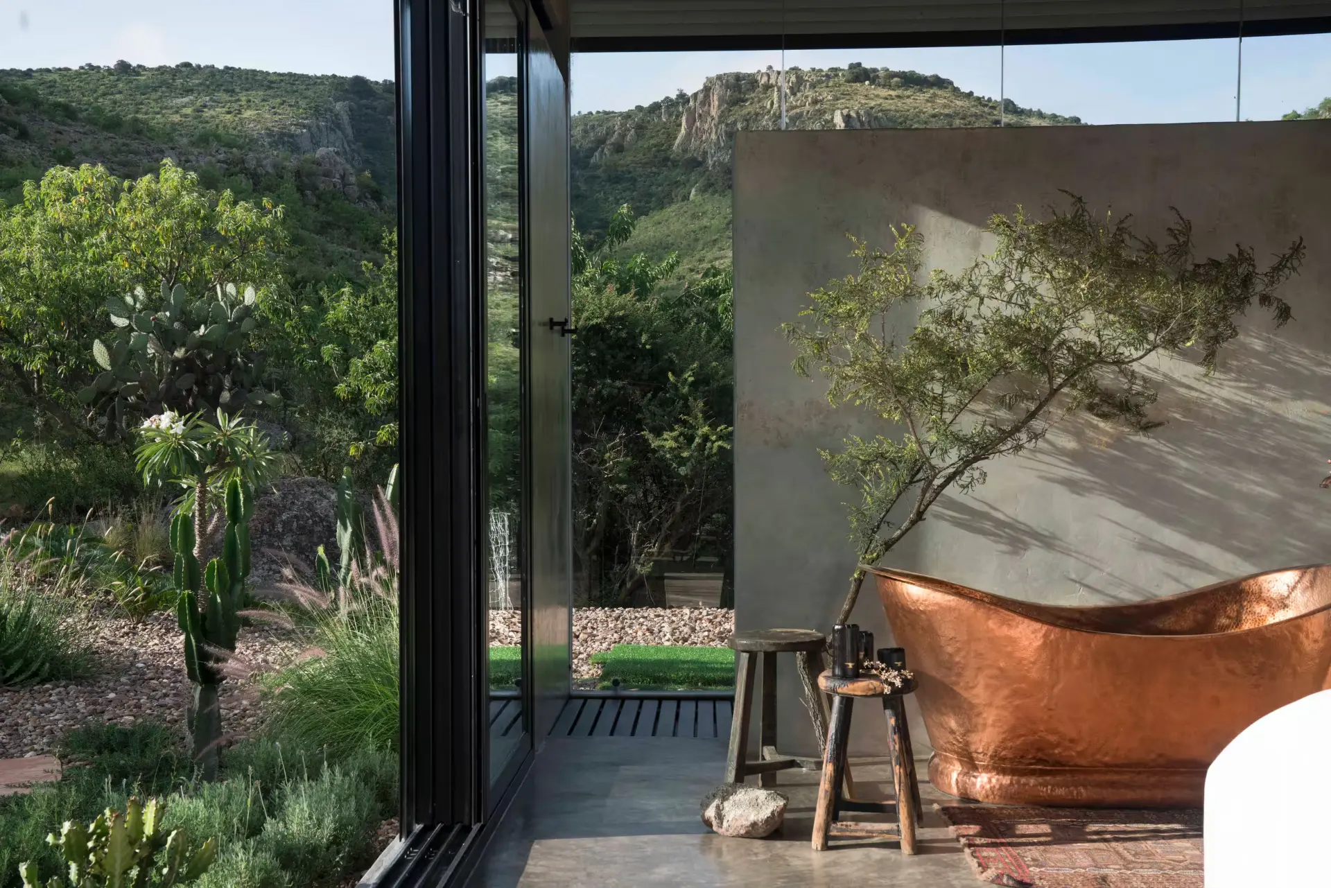 Casa Eterea — three nights on the volcano