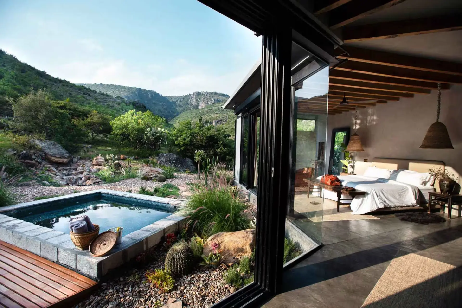 Casa Eterea — three nights on the volcano